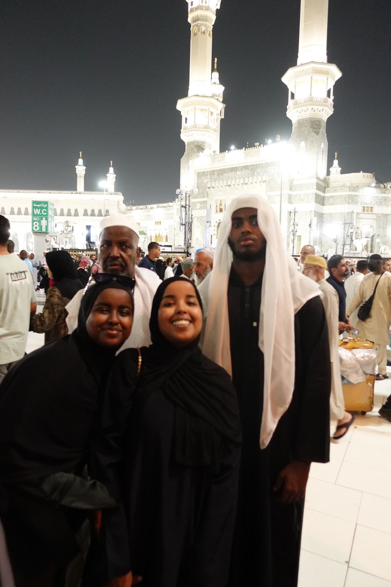 03f071c9 5b06 46e6 82c8 239a187449c9